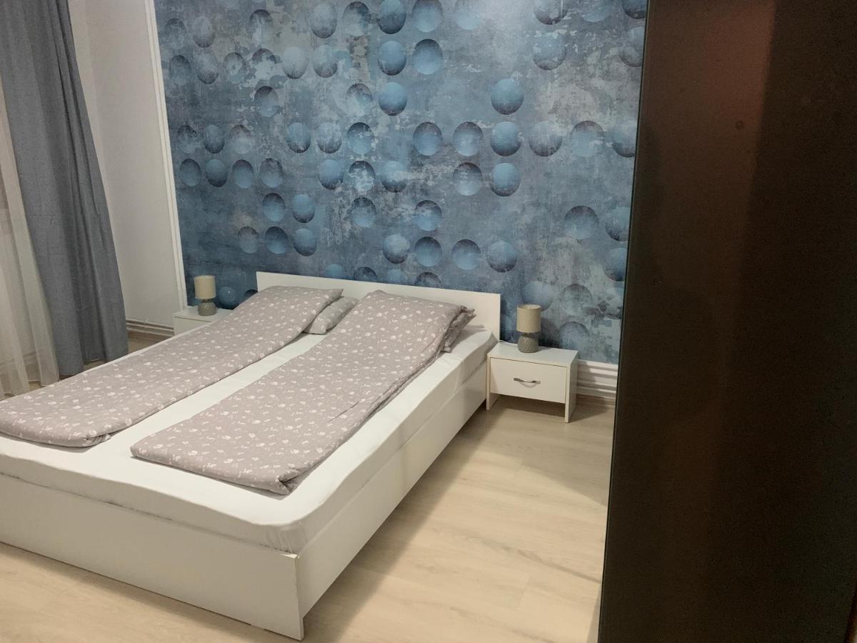 Confort Apartment Mediaş Eksteriør billede